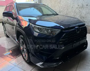 Toyota RAV4 XLE FWD 2020 Black