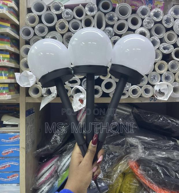 3pc Led Solar Garden Pathway Stake Lights. - thumbnail 4