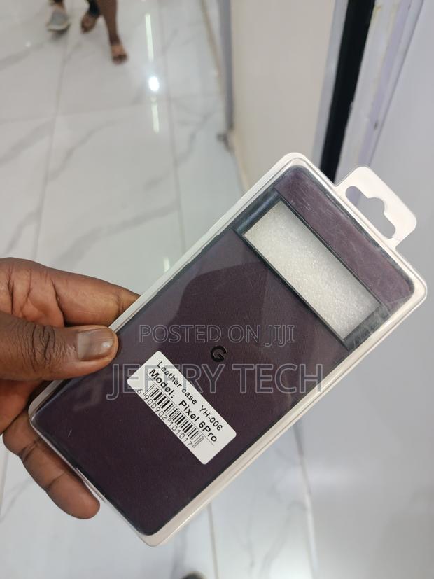 Google Pixel 6 Pro Leather Case - thumbnail 2
