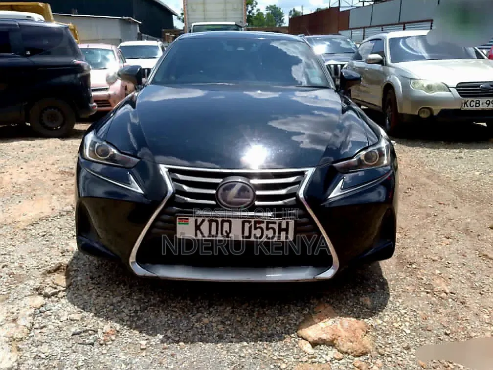 Lexus IS 300h 4WD 2017 Black