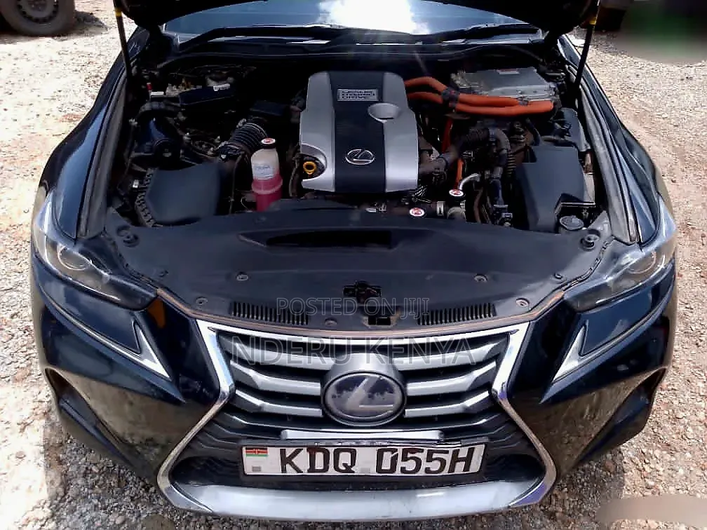 Lexus IS 300h 4WD 2017 Black