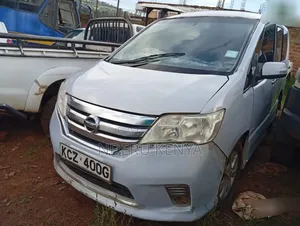 Nissan Serena 2013 Blue