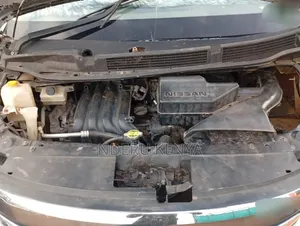 Nissan Serena 2013 Blue
