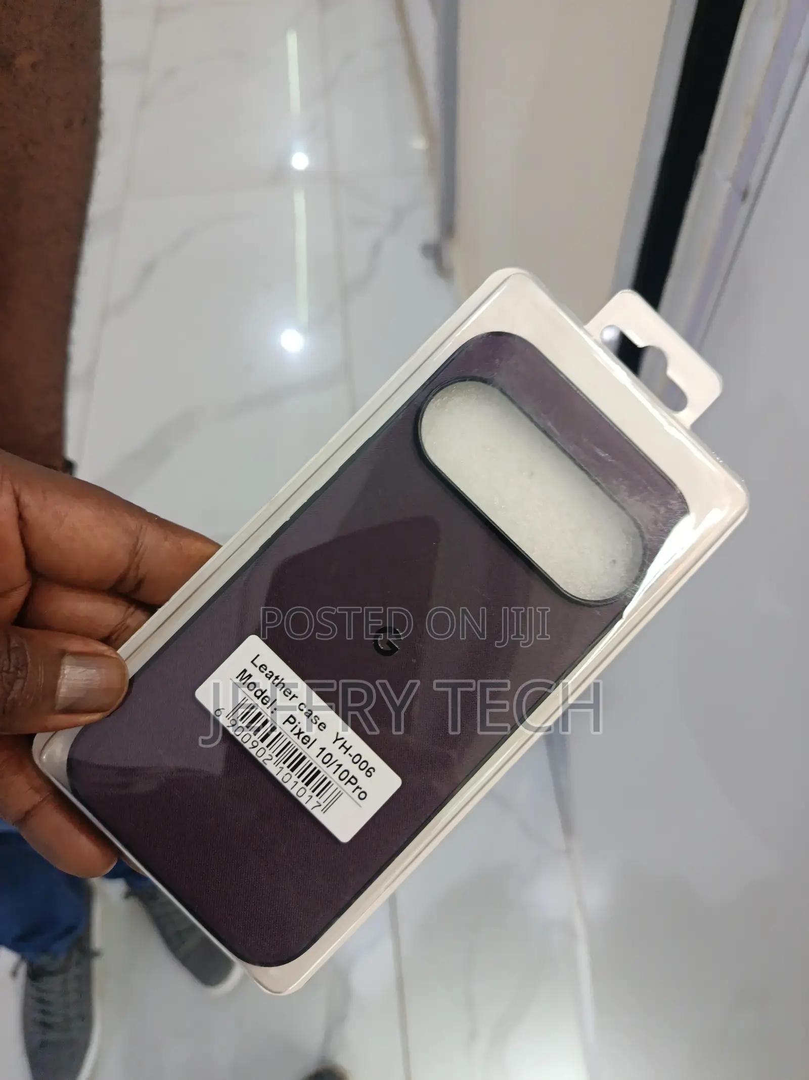 Pixel 10 and the Pixel 10 Pro Case