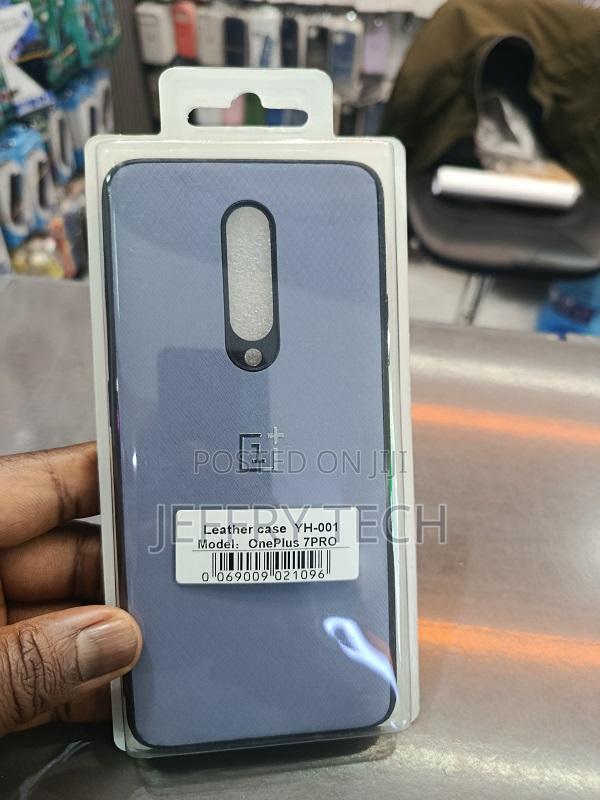 Gray Oneplus 7 Pro Leather Phone Case.