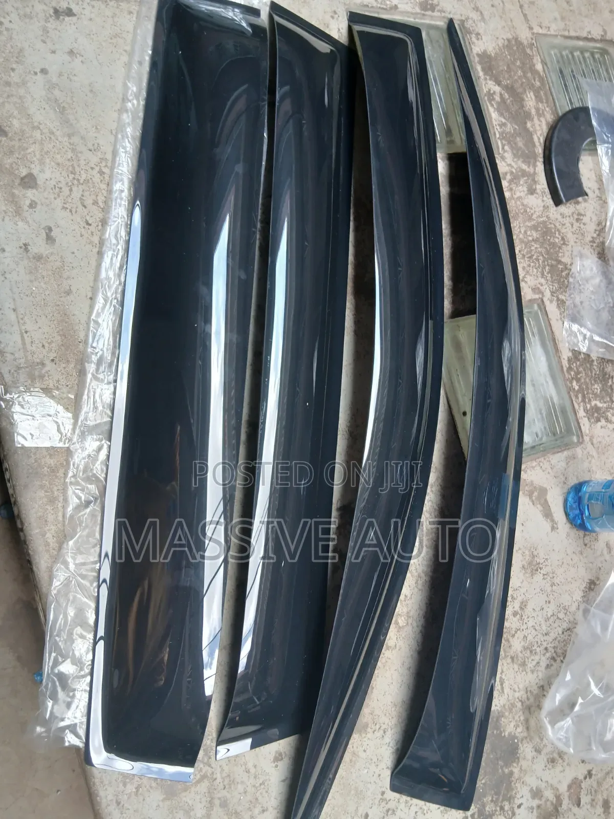 Original Windbreakers/ Extrail T30 Car Windbreakers/ Extrail Windbreak