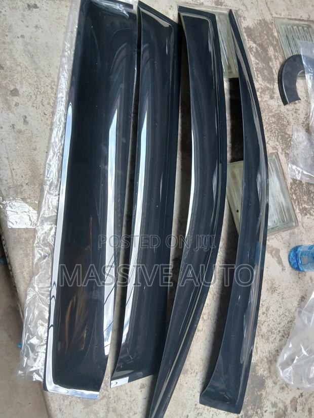 Original Windbreakers/ Extrail T30 Car Windbreakers/ Extrail Windbreak