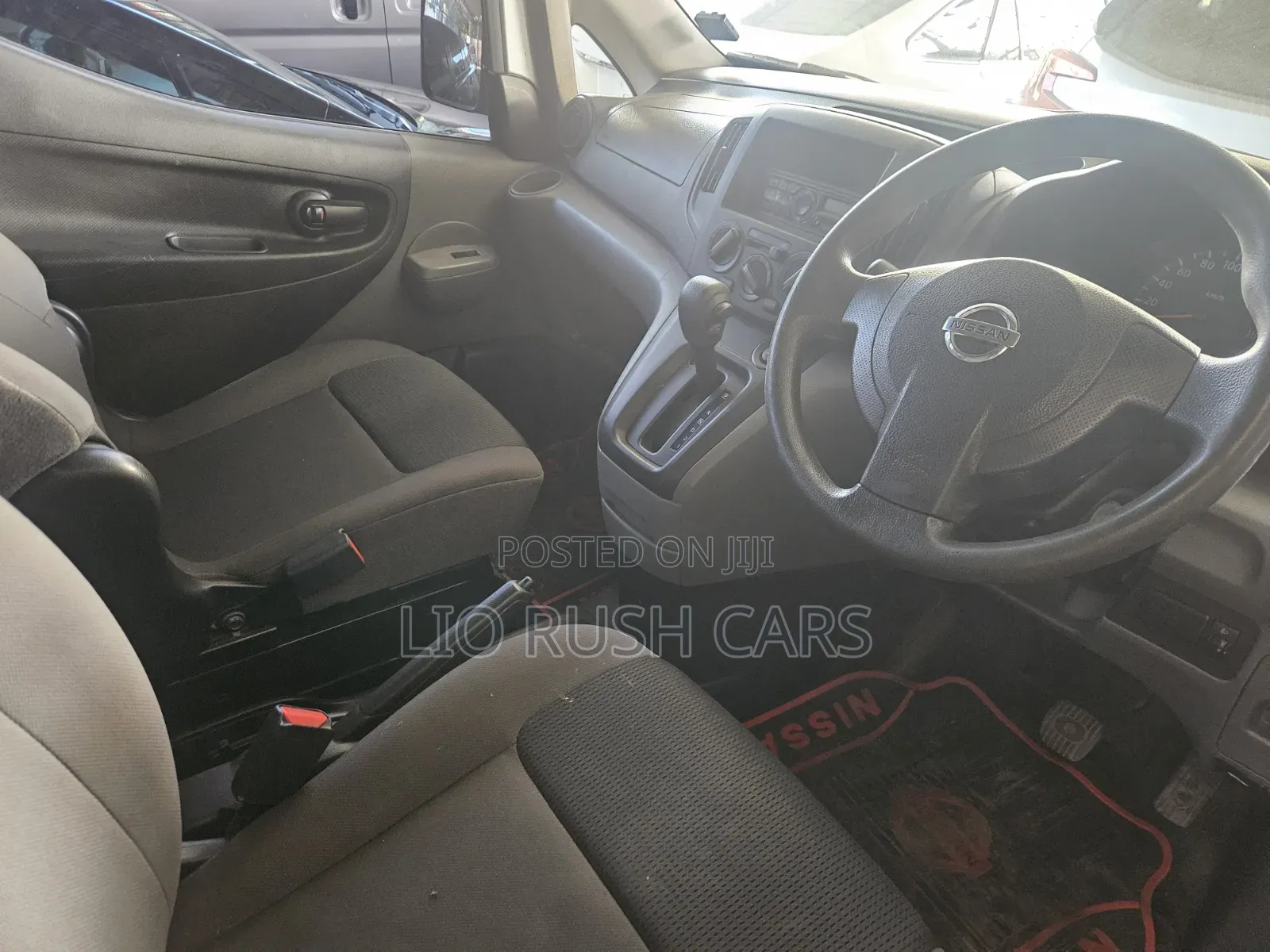Nissan NV200 2018 Silver