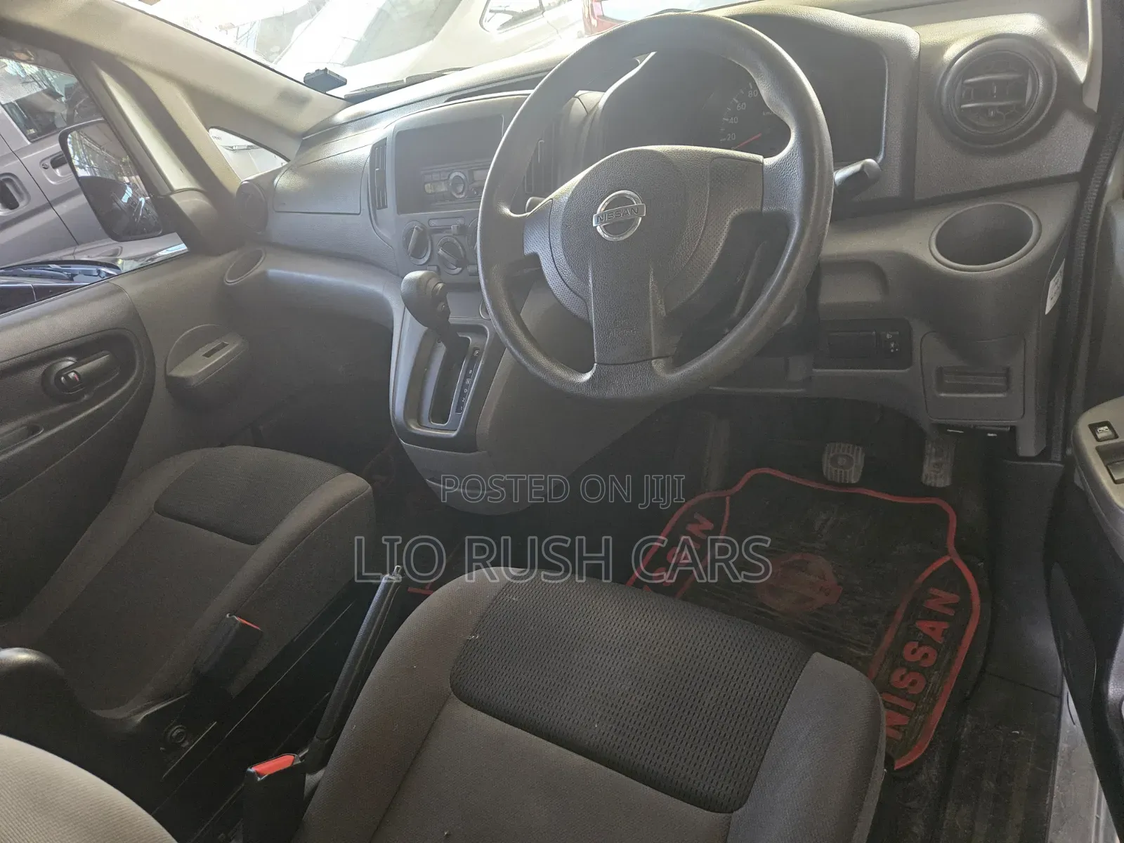Nissan NV200 2018 Silver