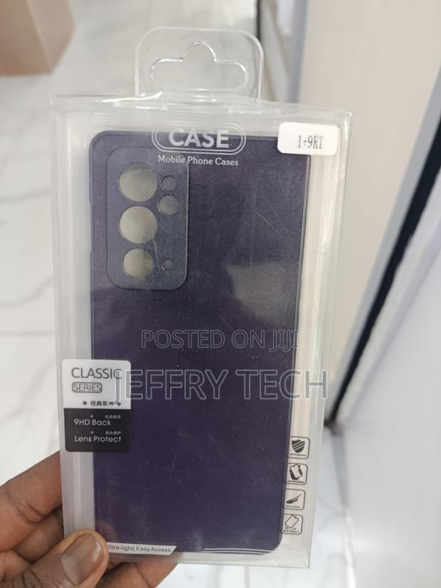 Oneplus 9rt Phone Case Packaged in Its Original Clear Plastic. - main view