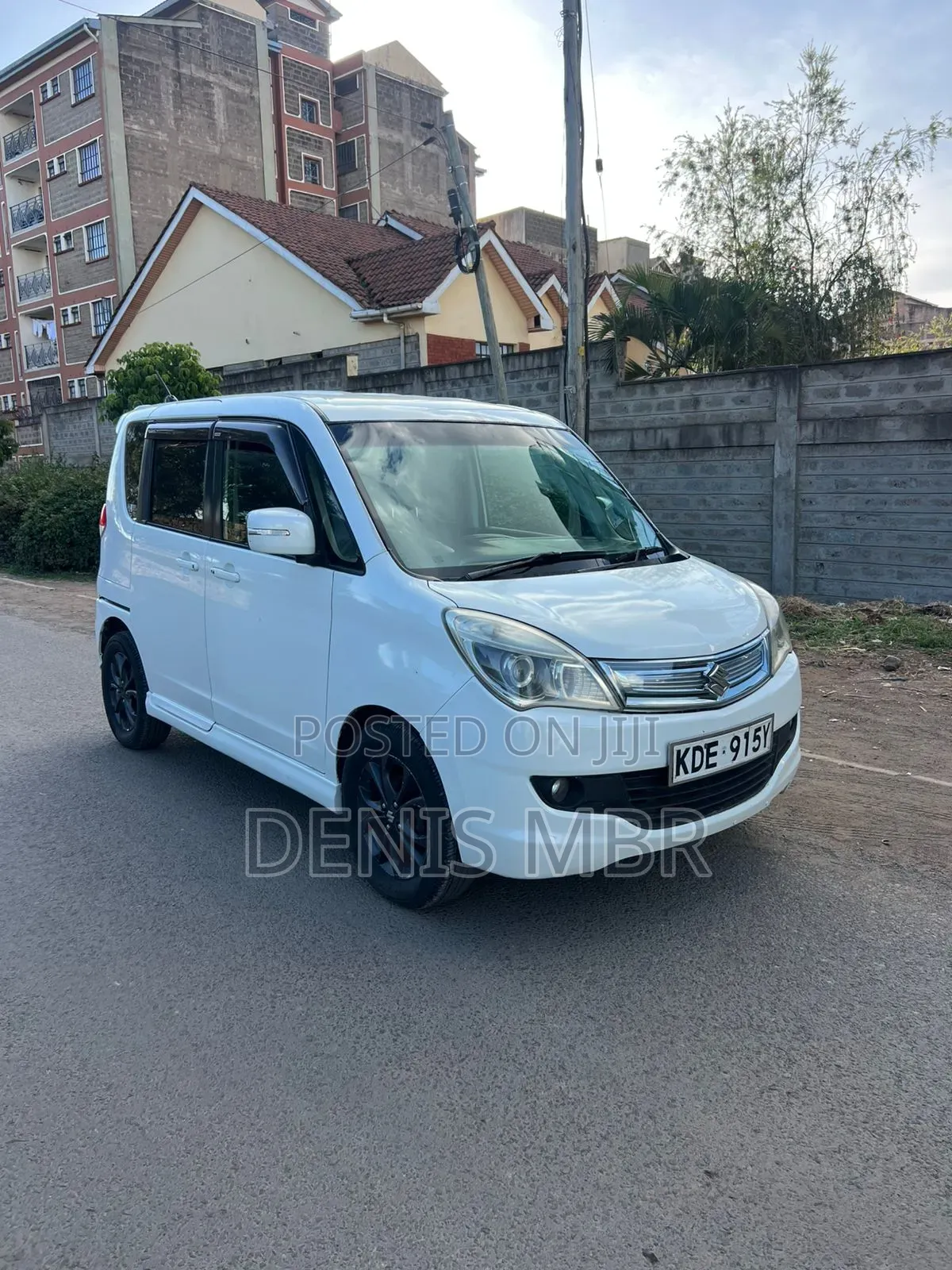 Suzuki Solio 2016 White