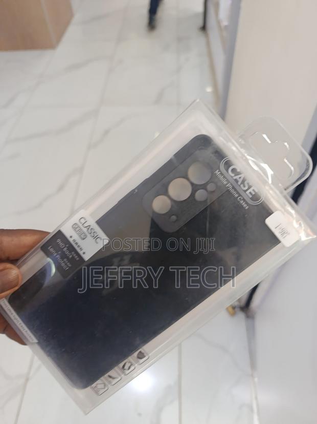 Classic Black Protective Back Case Designed for the Oneplus 9rt Phone - thumbnail 2