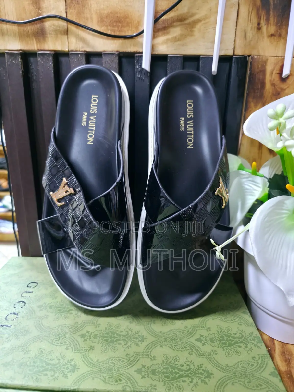 Quality Louis Vutton Men Sandals Size 40-45