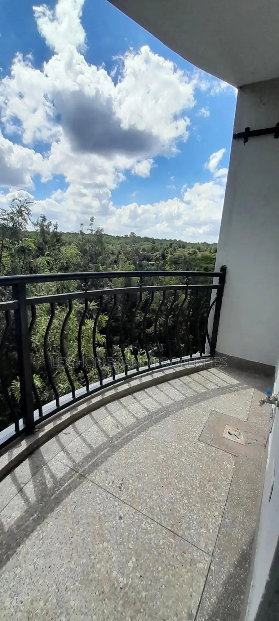 3bdrm Apartment in Maasai Lodge for rent
