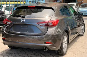 Mazda Axela 2019 Brown
