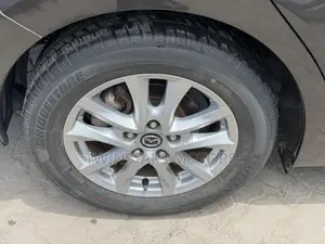 Mazda Axela 2019 Brown