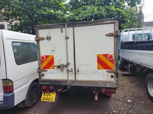 Toyota Dyna 2015 White - thumbnail 8