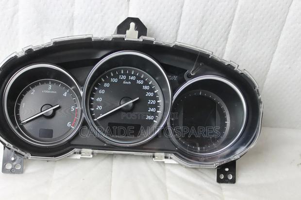 Cx-5 2014/2015 Clock - main view