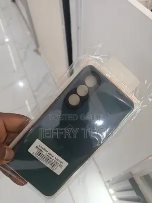 Leather Protective Case Desig for the Oneplus Nord Ce5 5g Smartphone.