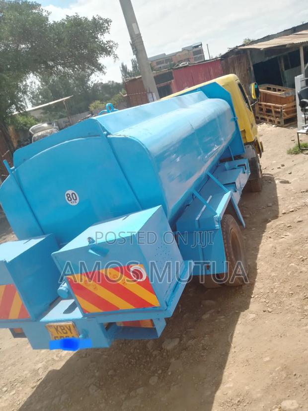 Mitsubishi Water Bowser Fe84 Local - thumbnail 4