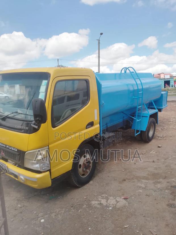 Mitsubishi Water Bowser Fe84 Local - thumbnail 18
