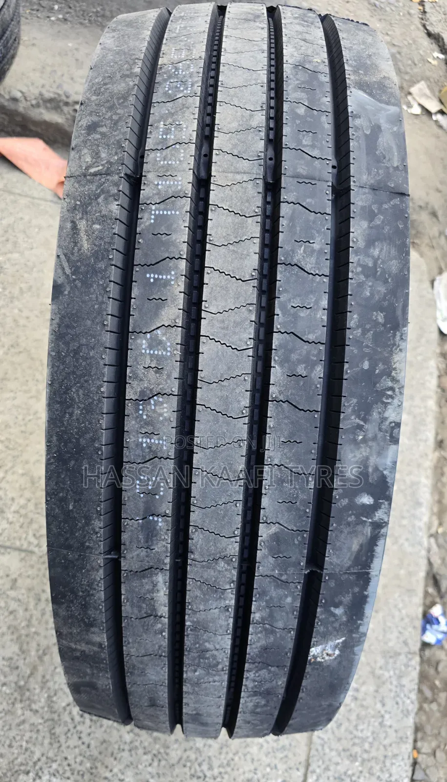 265/70r19.5 Blacklion Tyre