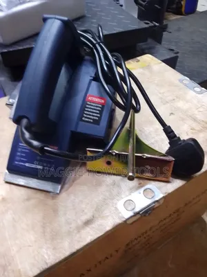 Professional and Durable Maxmech Electric Planer/ 500w Electric Paner