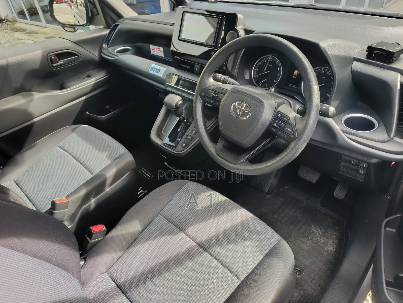 Toyota Noah 2022 Gray