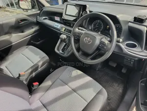 Toyota Noah 2022 Gray