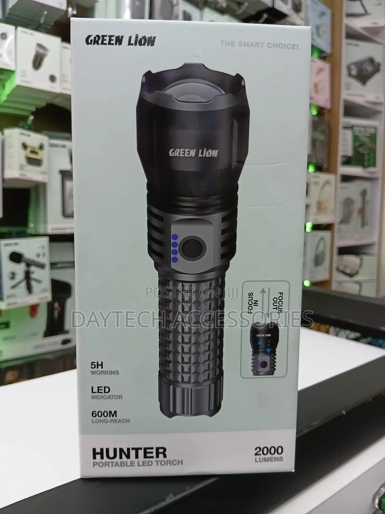 The Green Lion Hunter Portable Led Torch (2000 Lumens)