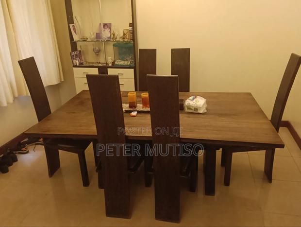 Dinning Table