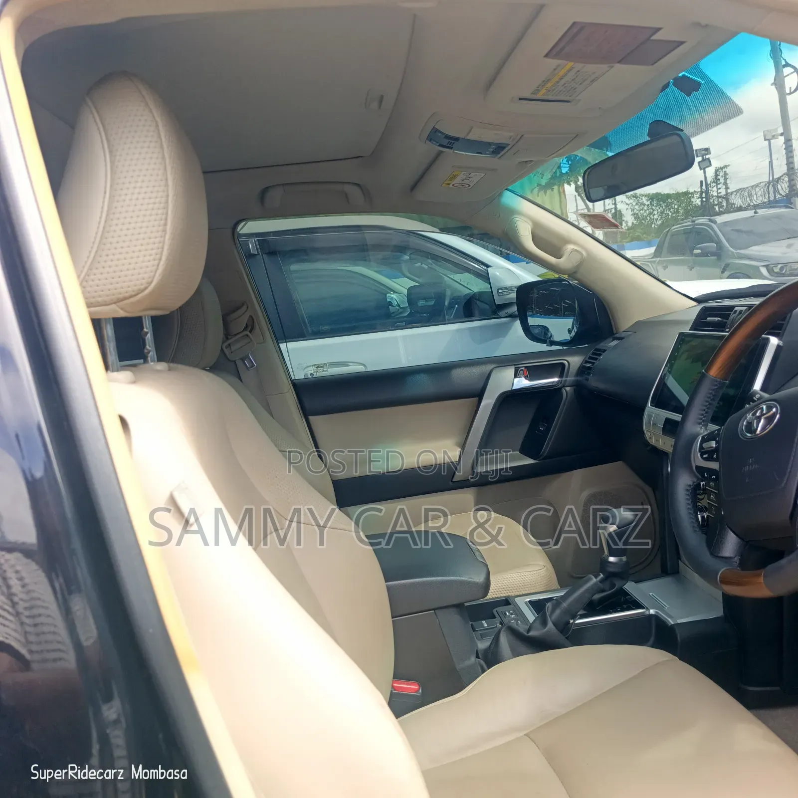 Toyota Land Cruiser Prado 2.8 2022 Black