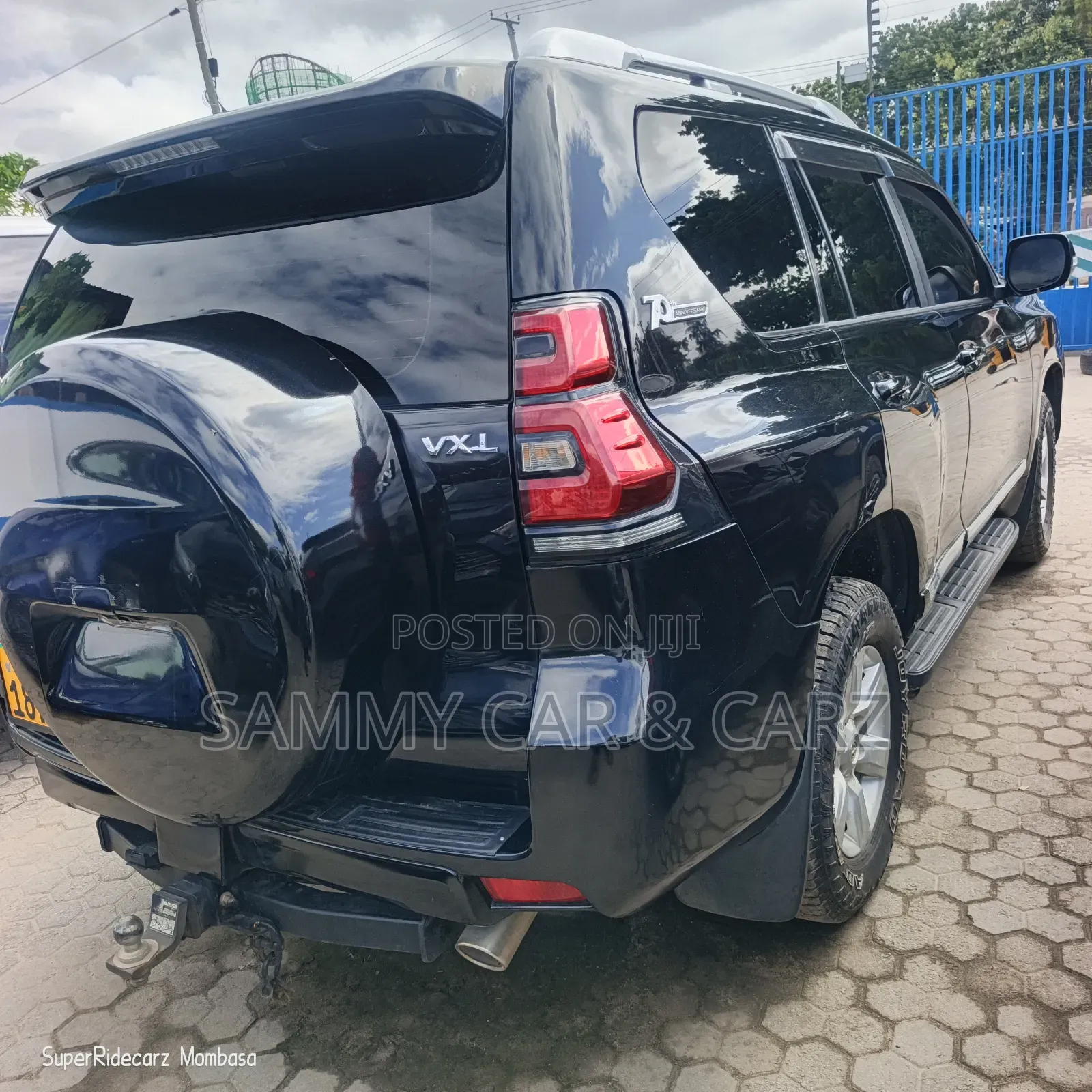 Toyota Land Cruiser Prado 2.8 2022 Black