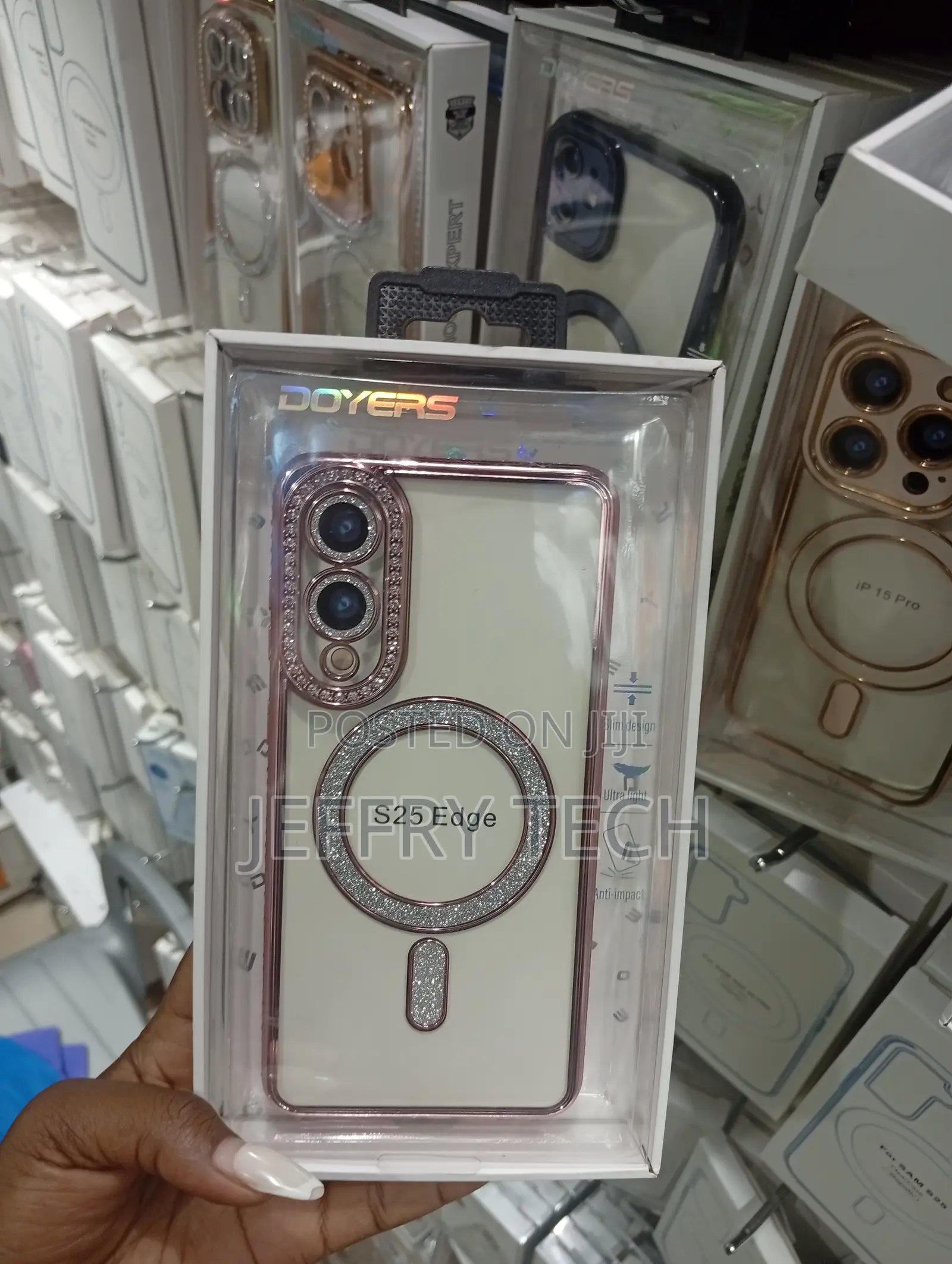 Samsung Galaxy S25 Edge Case With Pink Glitter and Rhinestone Design.