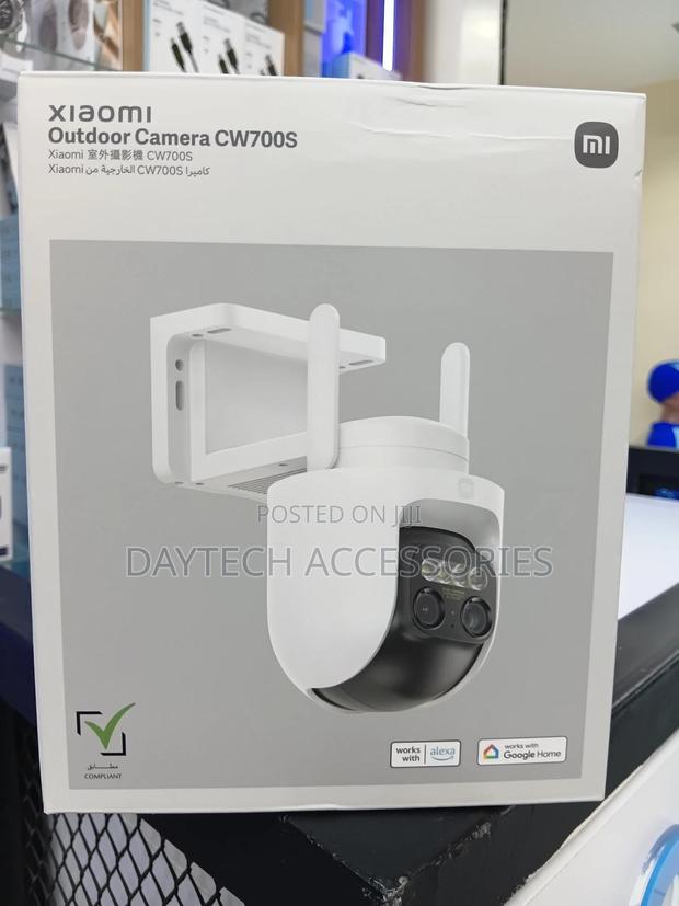 This Is a Xiaomi Outdoor Camera Cw700s. - main view