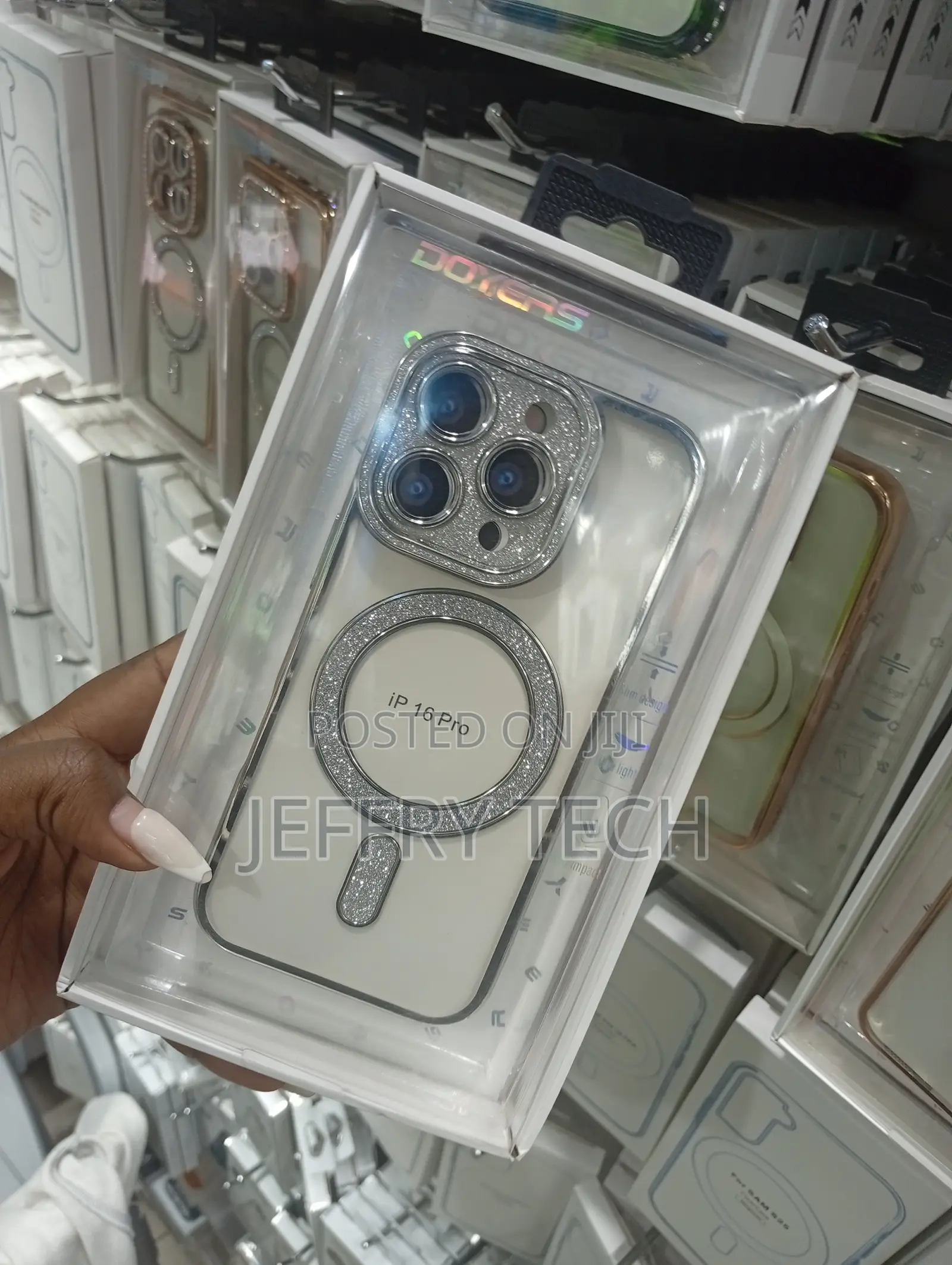 iPhone 16 Pro High-Shine, Silver Glitter Case