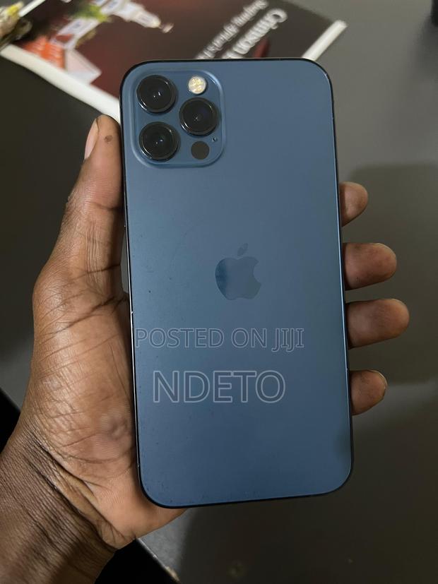 Apple iPhone 12 Pro 256 GB Blue - main view