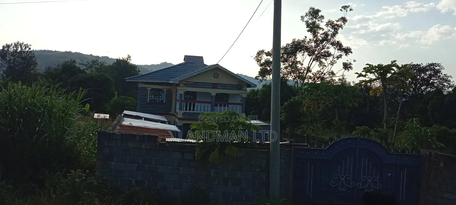 4bdrm Maisonette in Kabuta, Township G for sale