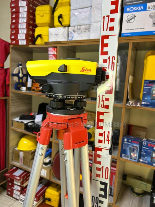 Leica Precision Dumpy Level Package for Land Measurement - main view