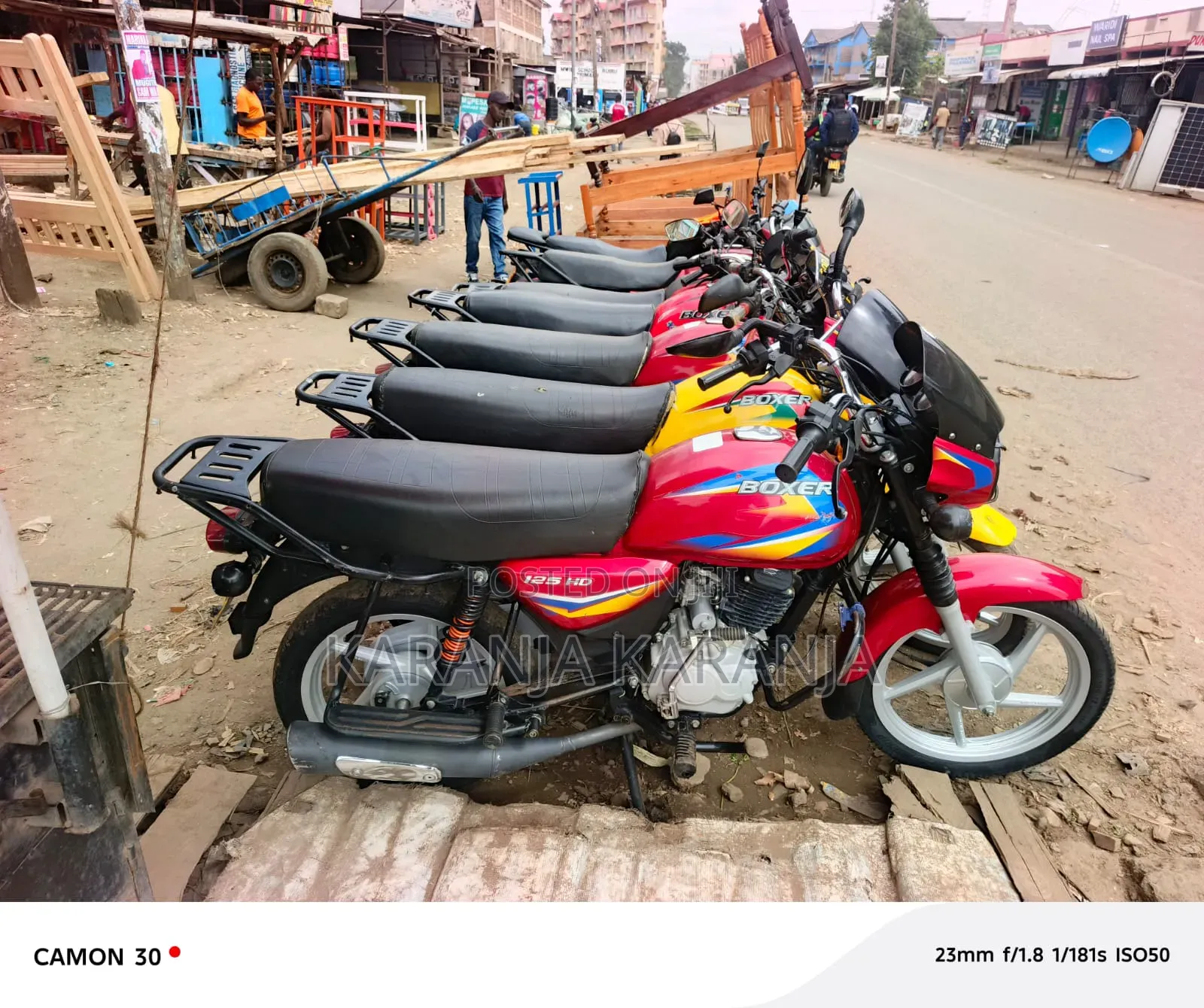 Bajaj Boxer 125 2025 Red