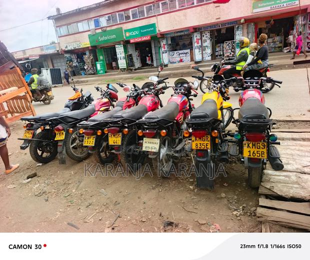 Bajaj Boxer 125 2025 Red - thumbnail 2