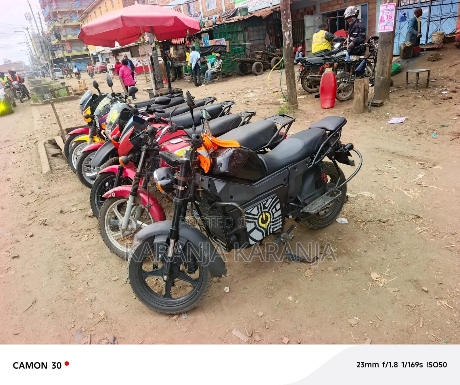 Bajaj Boxer 125 2025 Red