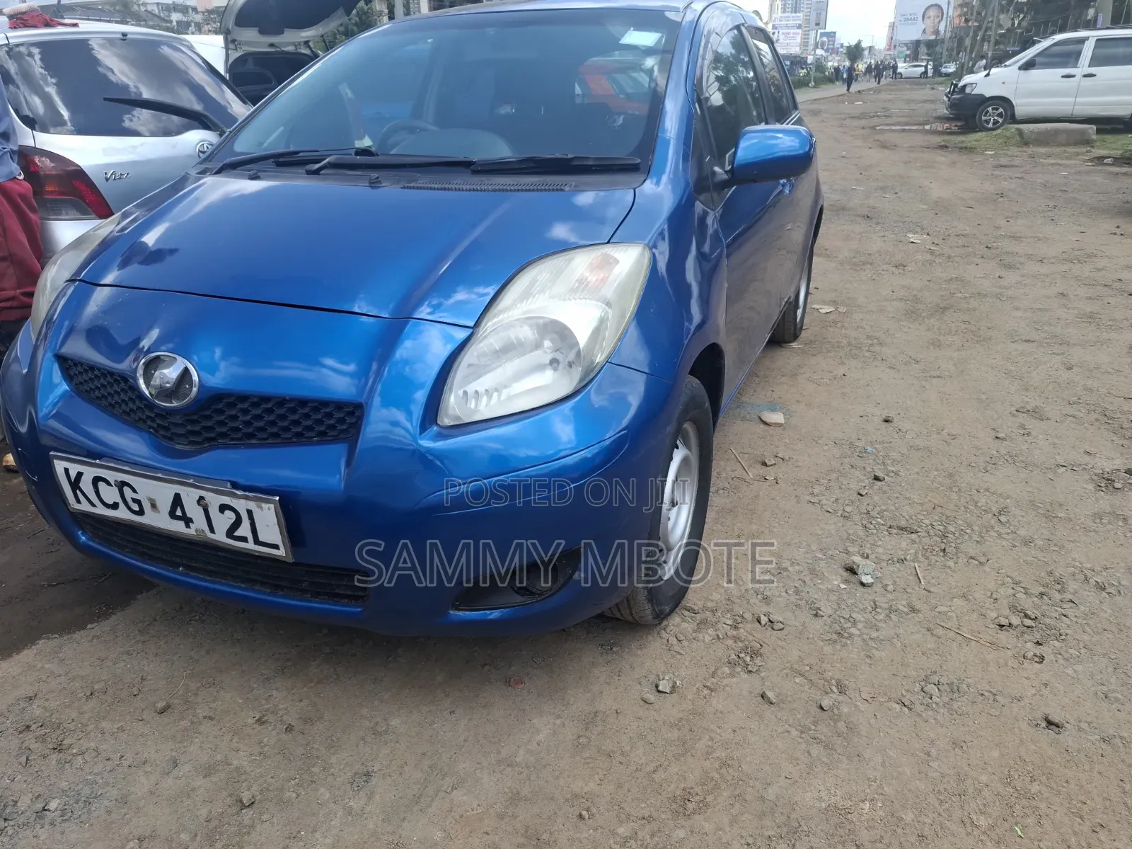 Toyota Vitz 1.3 FWD 5dr 2009 Blue