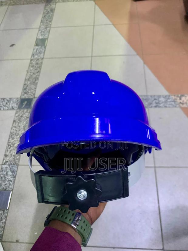 Helmet Good Quality - thumbnail 3