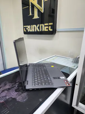 Laptop Lenovo IdeaPad 500S 16GB AMD Ryzen 7 SSD 1T