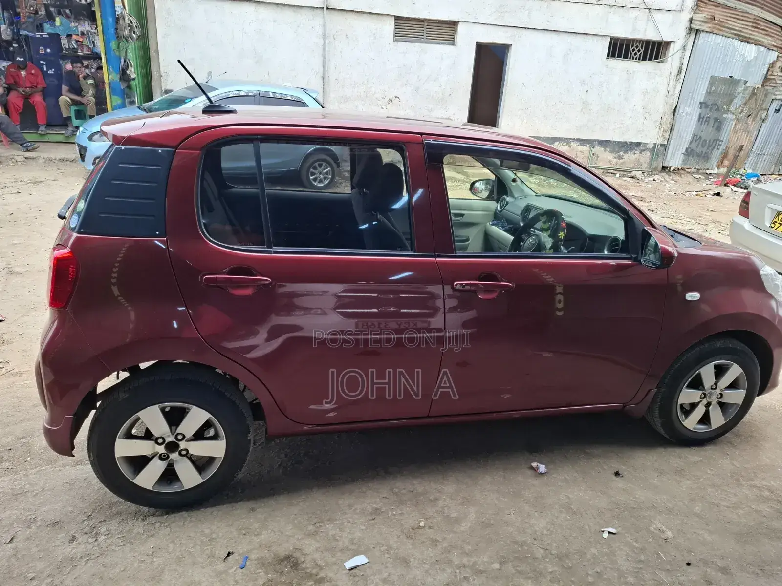 Daihatsu Boon 2016 Maroon