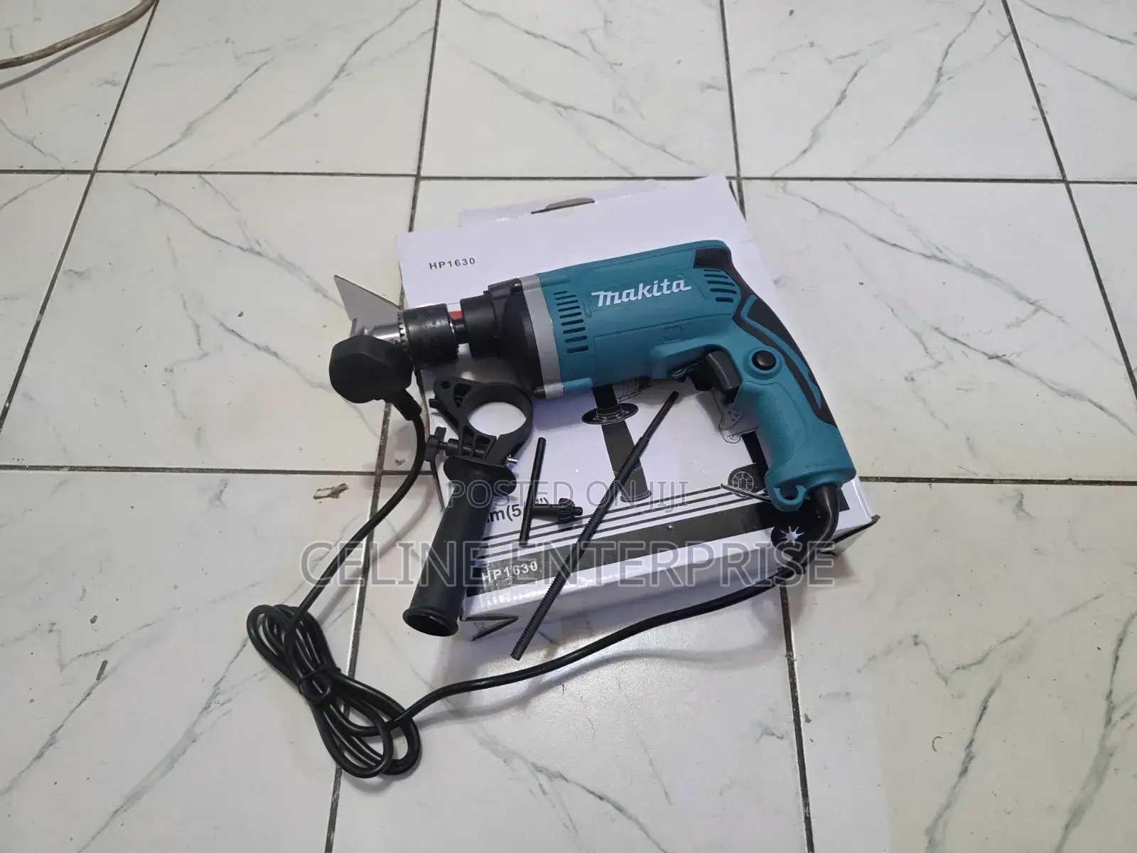 Makita Drill 710w