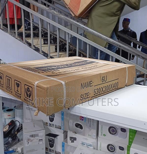 6u Wall Mount Network Cabinet 530x400x300 Lockable