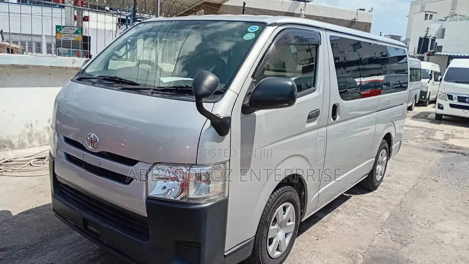 Toyota HiAce 2020 Silver