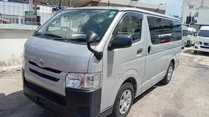 Toyota HiAce 2020 Silver